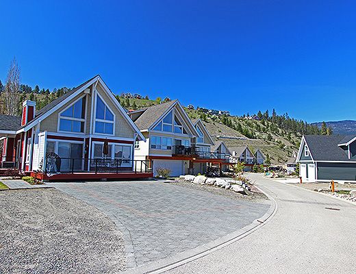 La Casa Lakeside Cottage Resort Kelowna