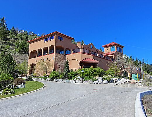 La Casa Lakeside Cottage Resort Kelowna