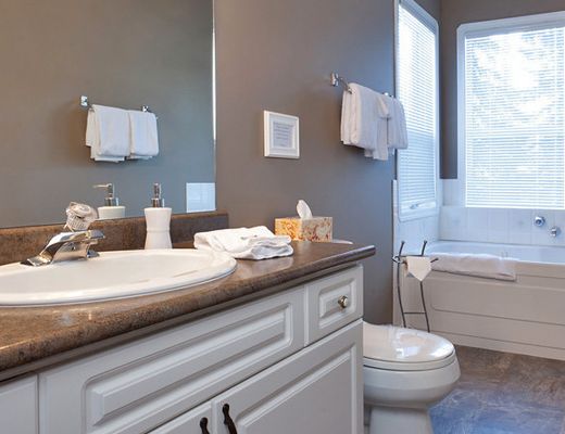 Campbell House Main - 4 Bdrm HT (R) - Silver Star