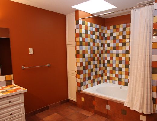 Delcliffe Bay II - 5 Bdrm - Vernon
