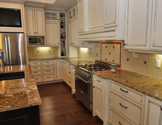 Tuscan Luxury - 3 Bdrm w/Pool HT - West Kelowna
