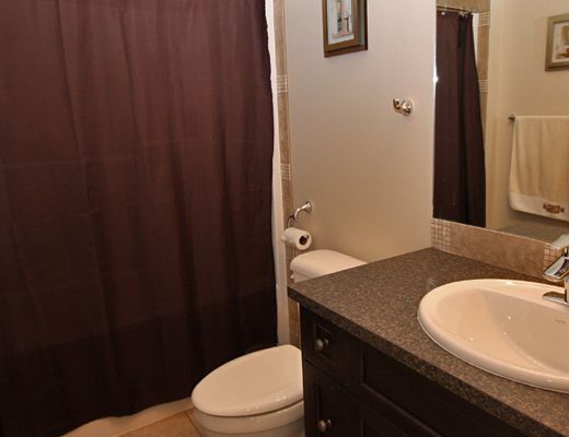 Tuscan Luxury - 3 Bdrm w/Pool HT - West Kelowna