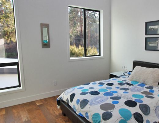 LakeLife 1 - 5 Bdrm - Kelowna