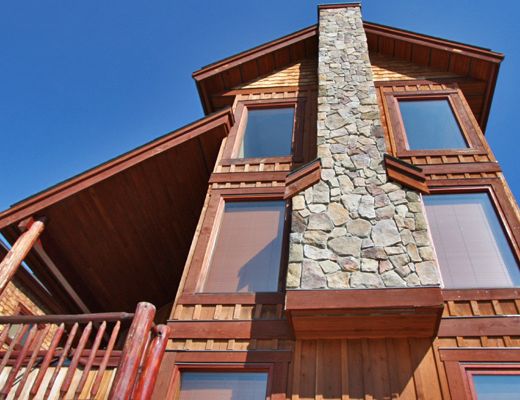 Luxury Summer Chalet - 3 Bdrm HT - Kelowna & Area