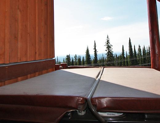 Luxury Summer Chalet - 3 Bdrm HT - Kelowna & Area