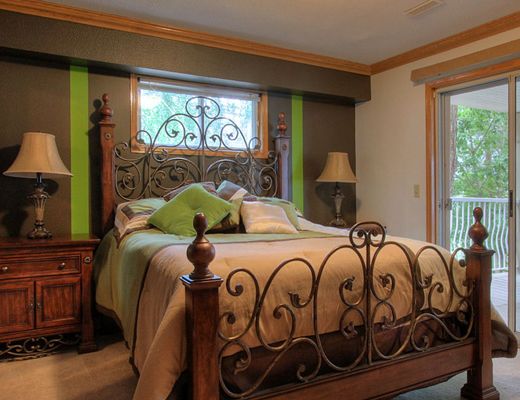 Summer Getaway - 3 Bdrm + Loft HT - Lake Country