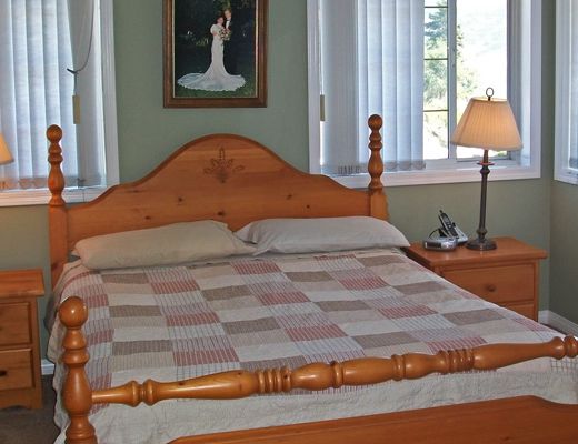 Summerland Family Lakeview Home - 4 Bdrm - Summerland