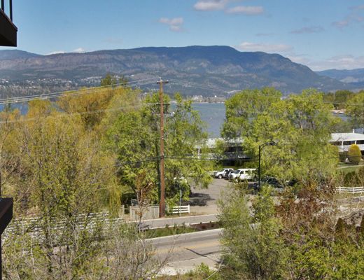 Playa del Sol #522 - 1 Bdrm + Den Creekside - Kelowna