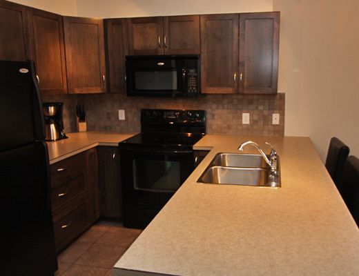 Playa del Sol #208 - 1 Bdrm + Den Lakeside - Kelowna