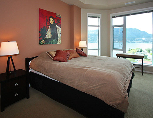 Sunset Waterfront Resort - #1803 - 3 Bdrm + Den - Kelowna (CVH)