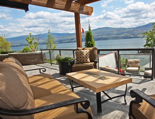 Proprietor's Lakeside Oasis - 4 Bdrm HT - West Kelowna