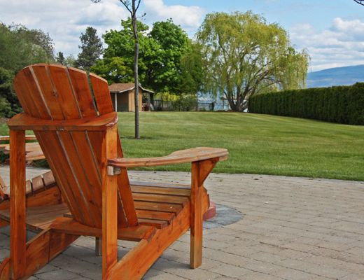 Proprietor's Lakeside Oasis - 4 Bdrm HT - West Kelowna