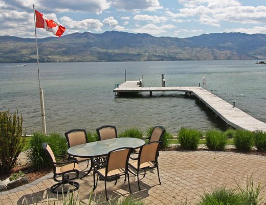 Proprietor's Lakeside Oasis - 4 Bdrm HT - West Kelowna