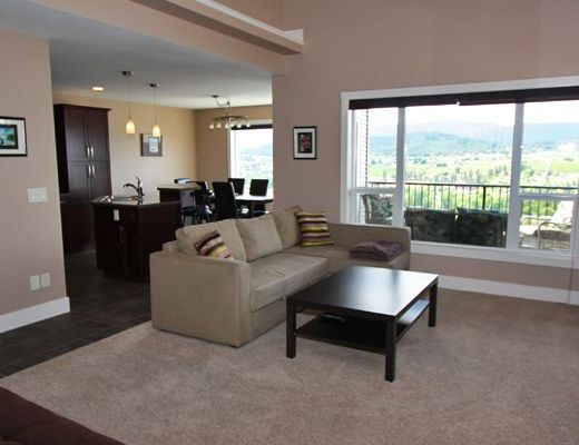 Lake Country Getaway - 4 Bdrm - Lake Country