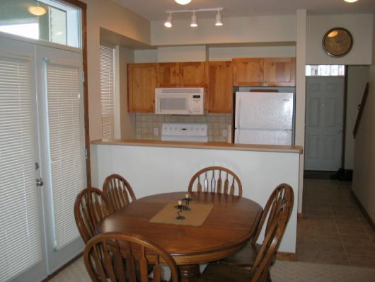 Creekside Townhouse #12 - 2 Bdrm HT (ETH) - Silver Star