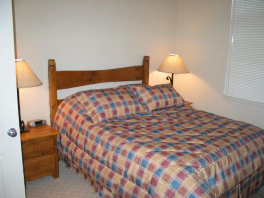 Creekside Townhouse #12 - 2 Bdrm HT (ETH) - Silver Star