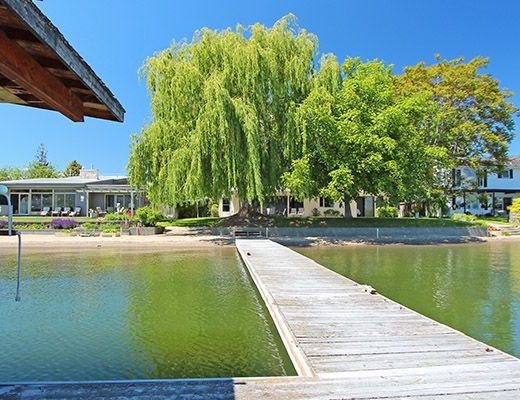 West Kelowna Beach House - 3 Bdrm 