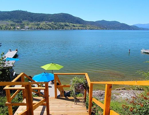 The Lakehouse - 4 Bdrm - Vernon