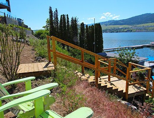 The Lakehouse - 4 Bdrm - Vernon