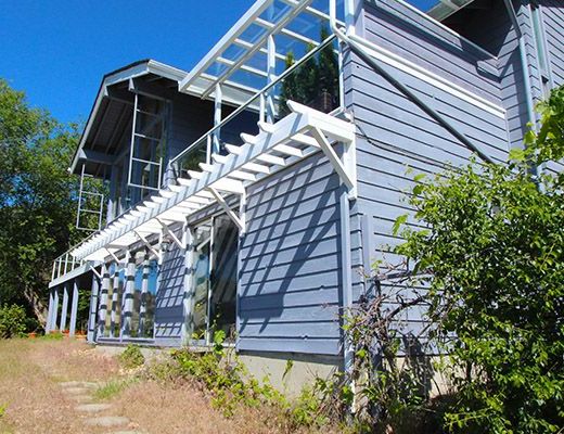 The Lakehouse - 4 Bdrm - Vernon