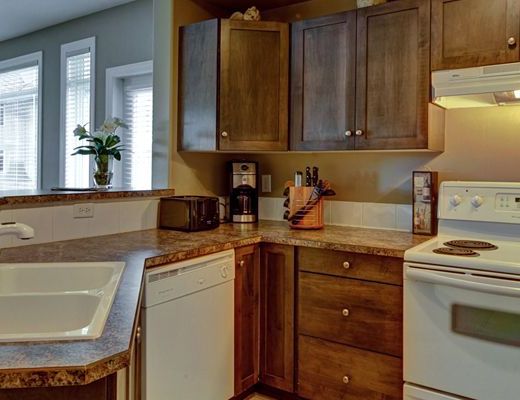 Discovery Bay Resort - #552 - 2 Bdrm - Kelowna