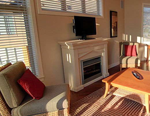 Barona Beach Lakefront Resort #6404 - 2 Bdrm (WCR) - West Kelowna