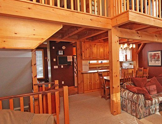 Alpine Timbers #4 - 3 Bdrm + Loft HT - Big White
