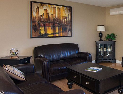 McKinley Lakeview Home - 5 Bdrm - Kelowna