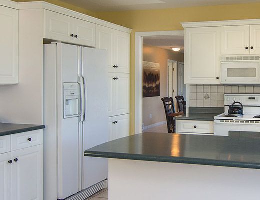 McKinley Lakeview Home - 5 Bdrm - Kelowna