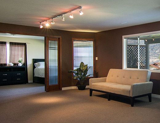 McKinley Lakeview Home - 5 Bdrm - Kelowna