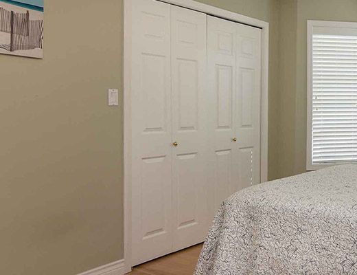 McKinley Lakeview Home - 5 Bdrm - Kelowna