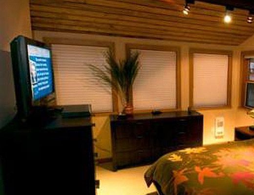Olaus House - 5 Bdrm HT - Red Mountain