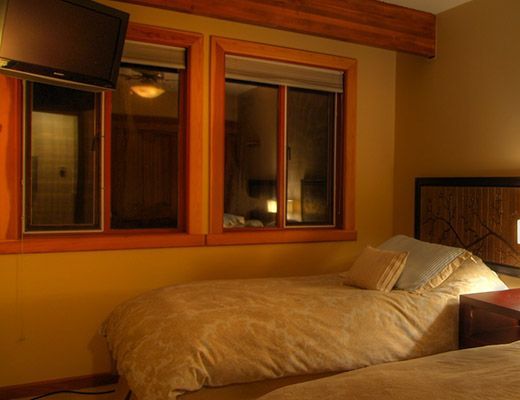 Olaus House - 5 Bdrm HT - Red Mountain
