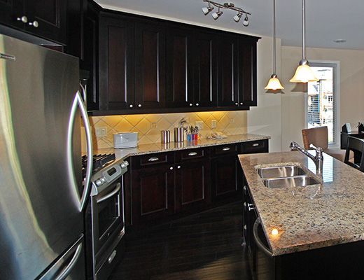 Barona Beach Lakefront Resort #4303 - 3 Bdrm with boat slip - West Kelowna