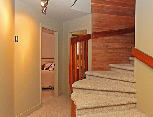 Kalamalka Gateway - 4 Bdrm + Loft + Den - Vernon