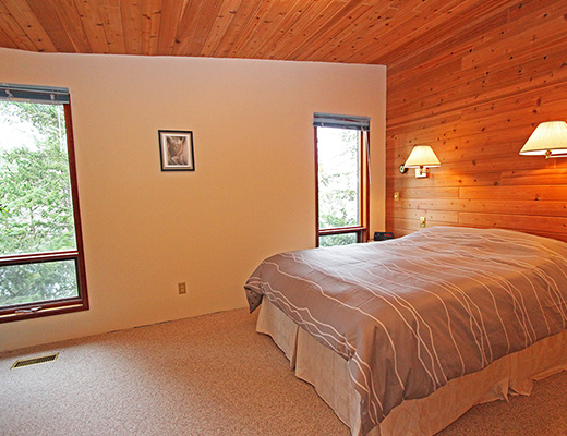 Kalamalka Gateway - 4 Bdrm + Loft + Den - Vernon