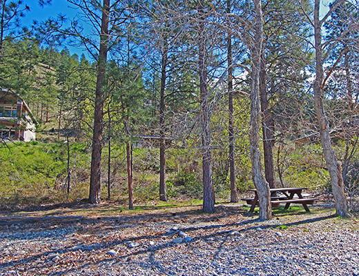 Okanagan Centre Lake House - 2 Bdrm + Den - Lake Country