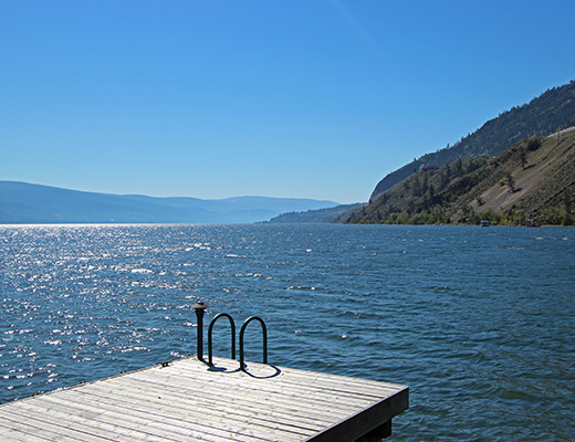 Summerland Beach House - 2 Bdrm HT w/Dock - Summerland