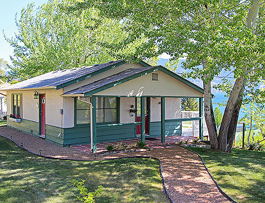 Shaughnessy Cottage - 2 Bdrm - Summerland