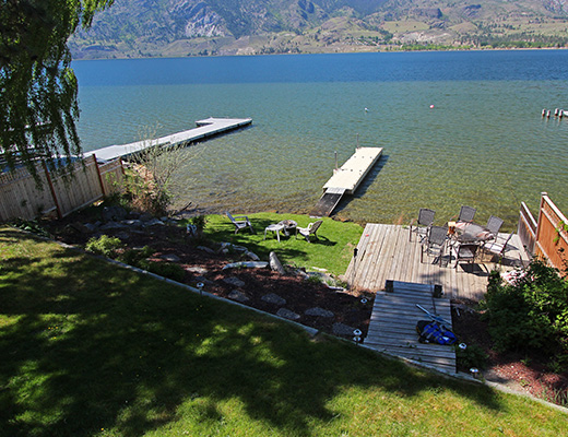 Skaha Lake Waterfront House - 5 Bdrm - Penticton