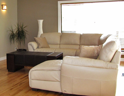 Gordons Getaway - 3 Bdrm + Den w/Pool - West Kelowna