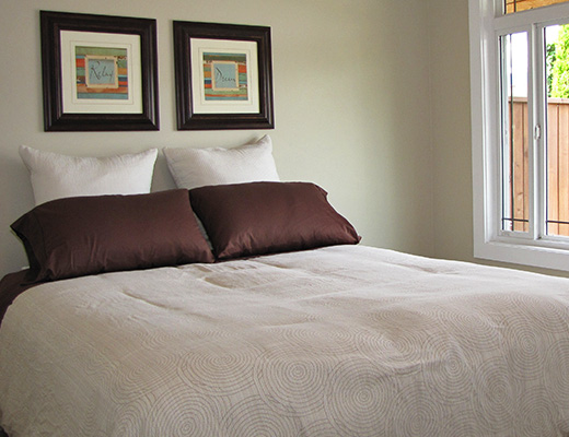 Gordons Getaway - 3 Bdrm + Den w/Pool - West Kelowna