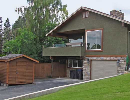Gordons Getaway - 3 Bdrm + Den w/Pool - West Kelowna
