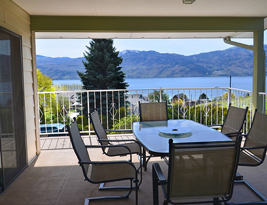 Carrall House - 3 Bdrm - West Kelowna