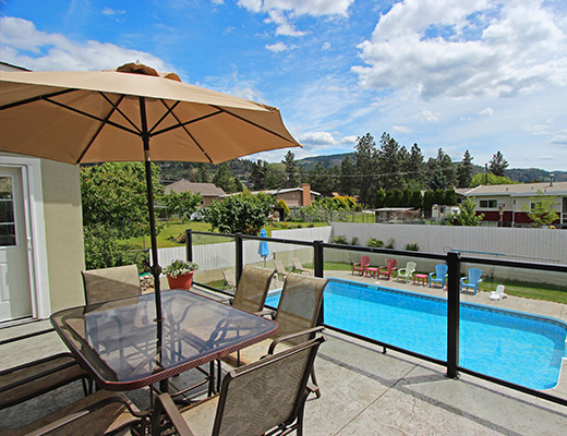 Penticton Hills - 5 Bdrm w/ Pool - Penticton