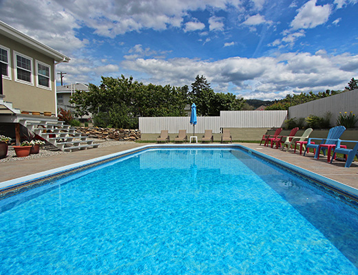 Penticton Hills - 5 Bdrm w/ Pool - Penticton