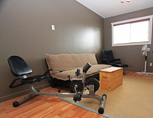 Penticton Hills - 5 Bdrm w/ Pool - Penticton