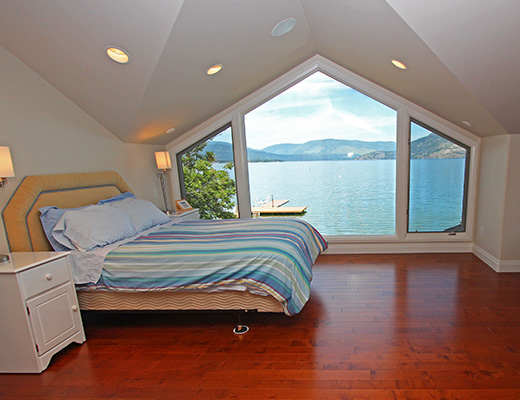 Delcliffe Bay I - 3 Bdrm - Vernon