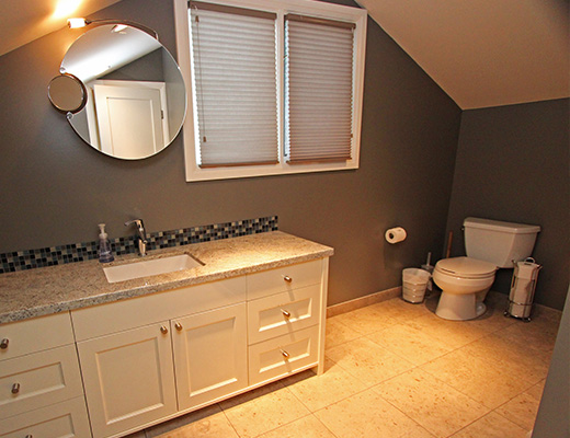 Delcliffe Bay I - 3 Bdrm - Vernon