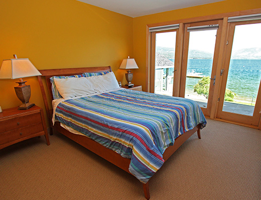 Delcliffe Bay II - 5 Bdrm - Vernon